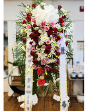 Load image into Gallery viewer, Florist Choice | Standing Spray