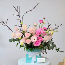 Load image into Gallery viewer, Brunch at Tiffany's
